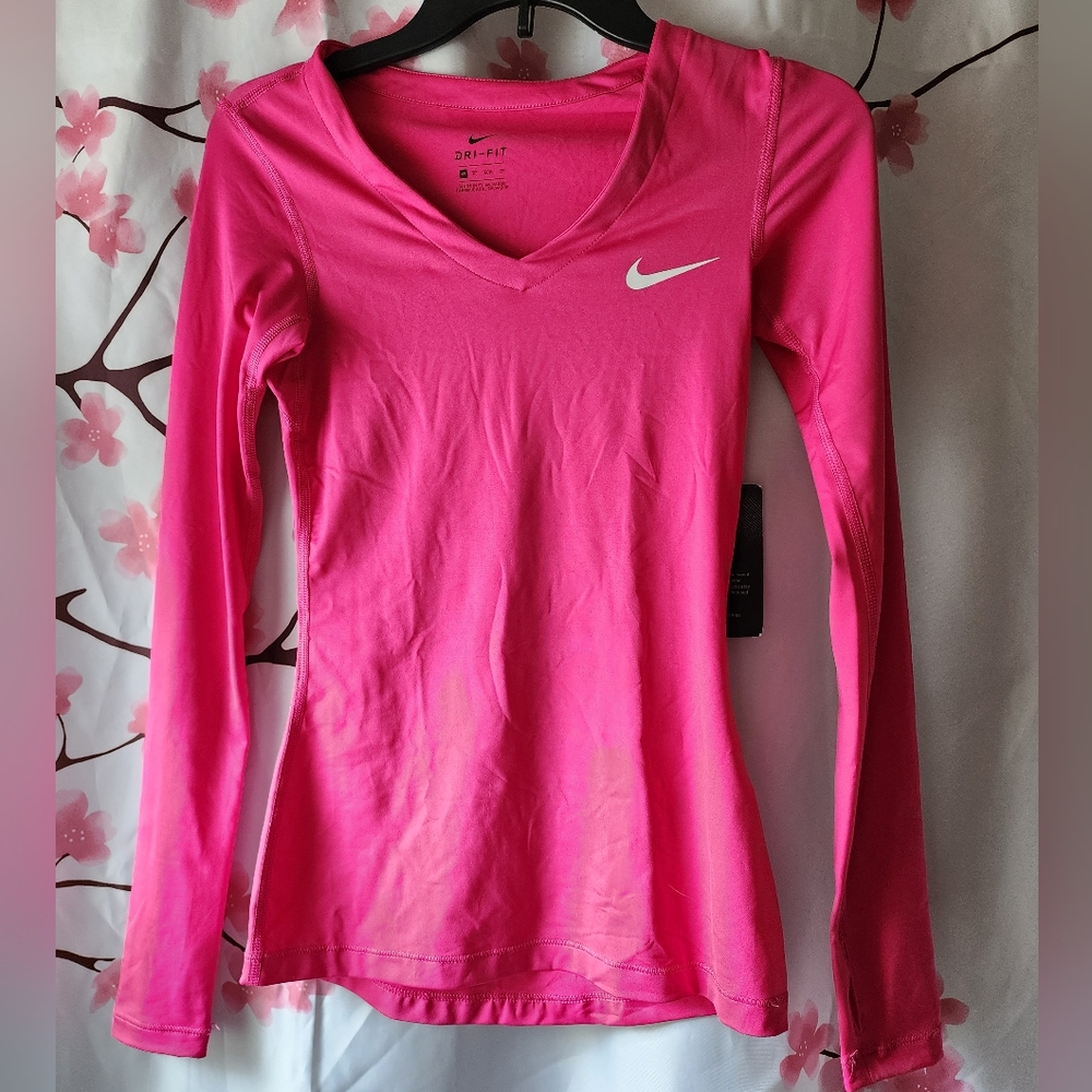 New With Tags Nike Dri-Fit Pink Long Sleeve Training V Neck Fitted Shirt Size XS